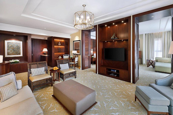 The Ritz Carlton Dubai 